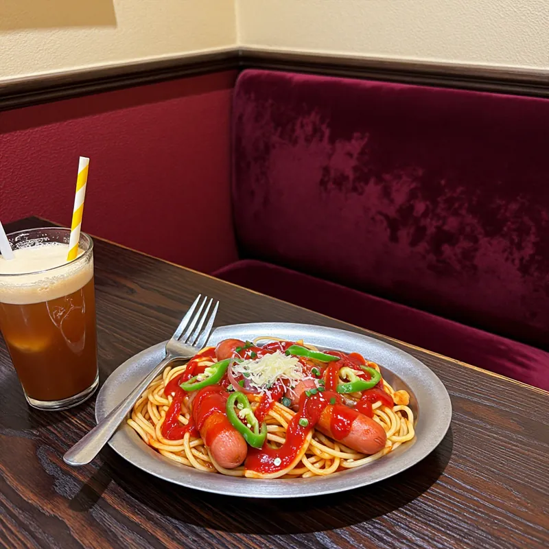 鉄板にのったナポリタン